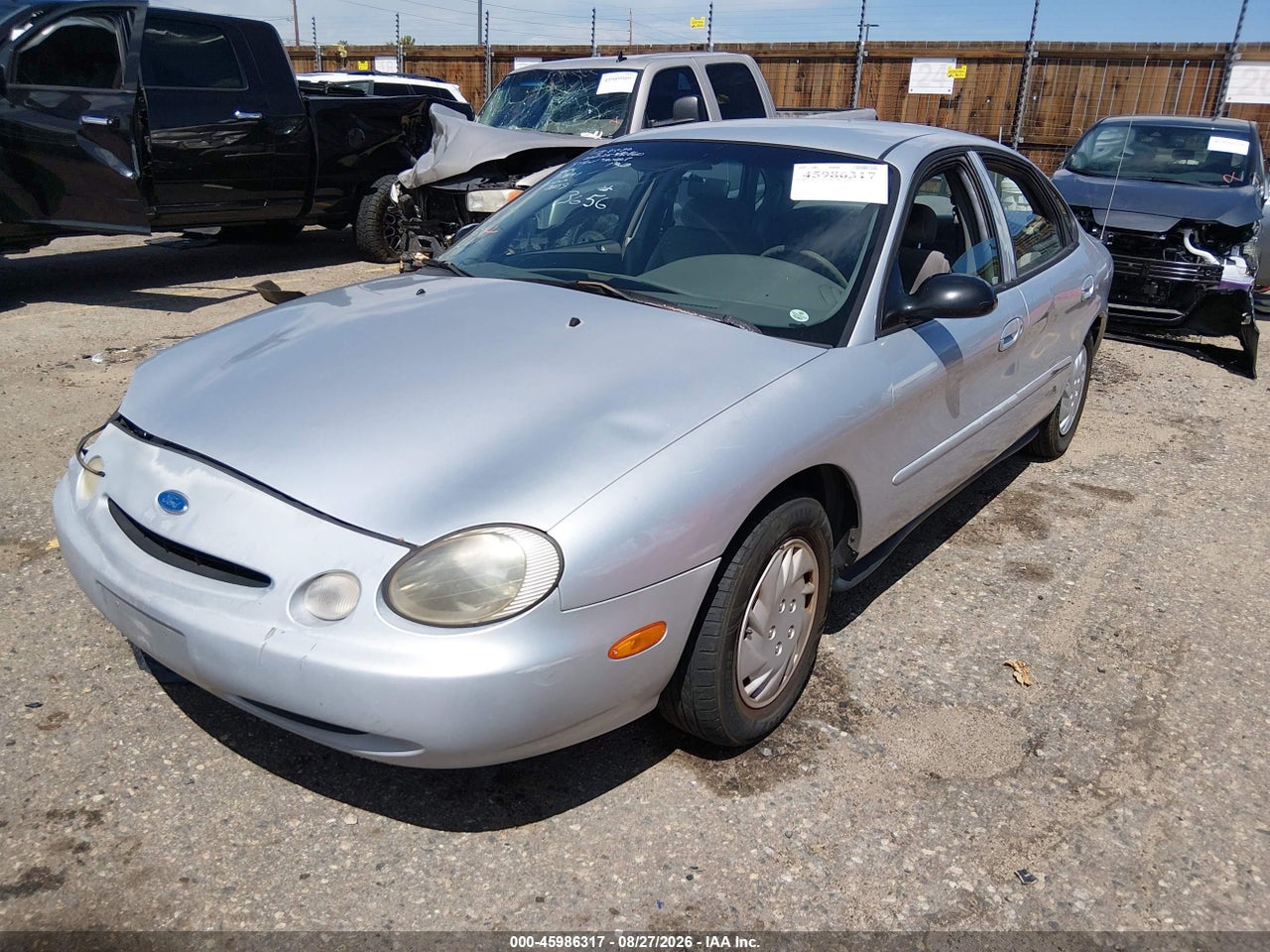 1997 FORD TAURUS G · 2/10