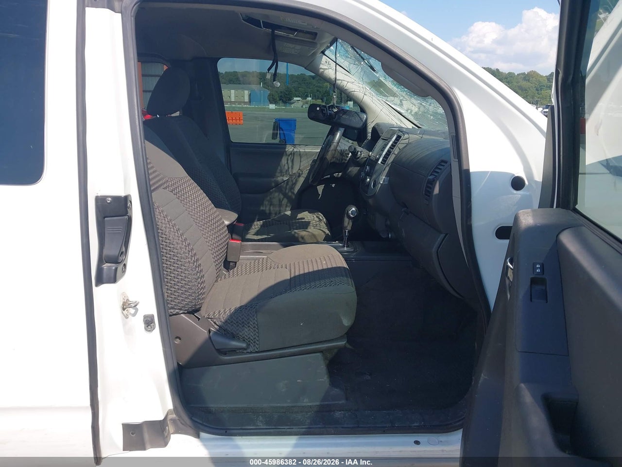 2018 NISSAN FRONTIER SV · 5/11