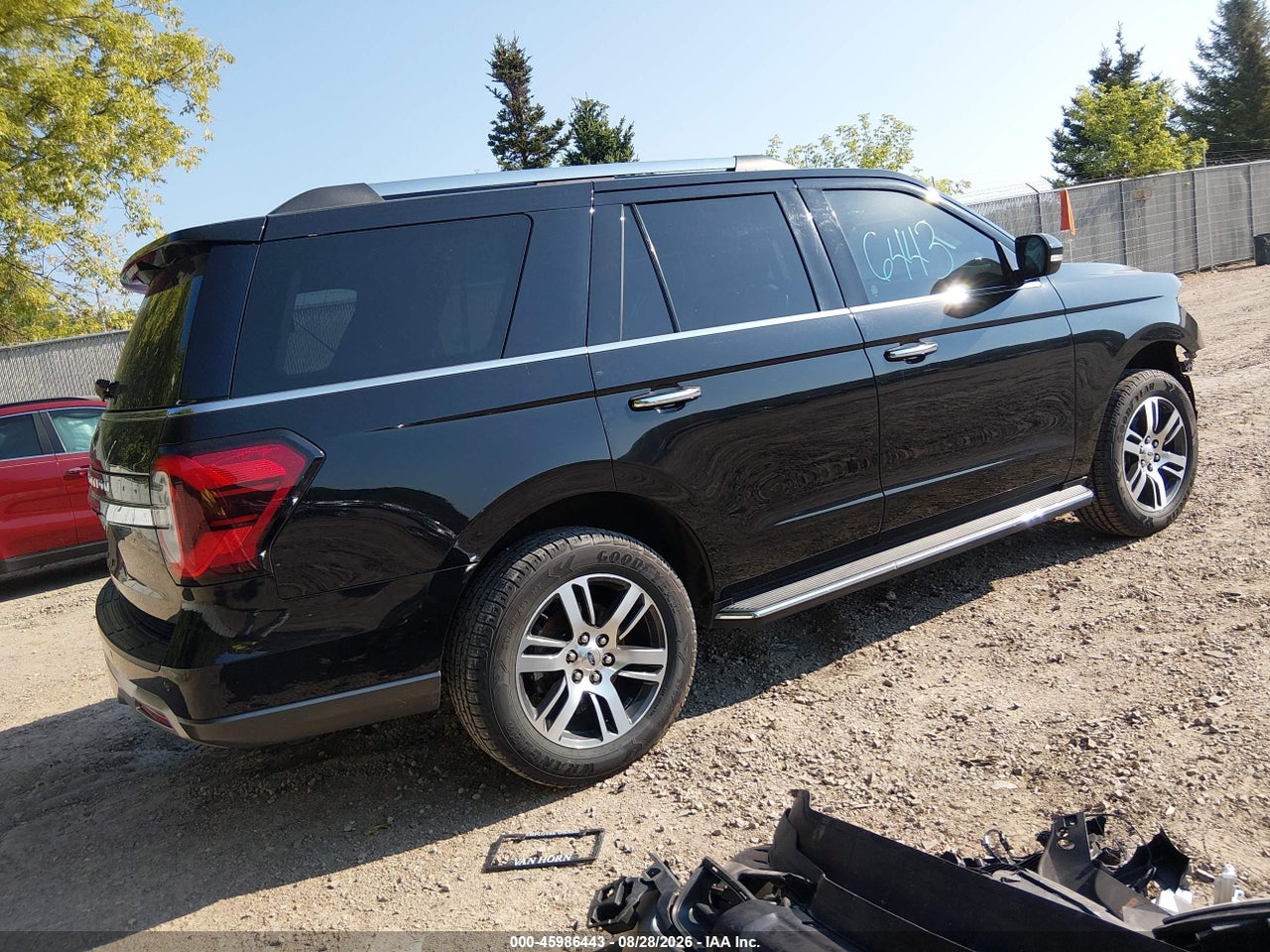 2022 FORD EXPEDITION LIMITED · 4/11