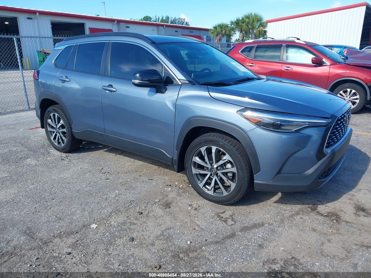 7MUDAABG4SV****** · 2025 TOYOTA COROLLA CROSS XLE