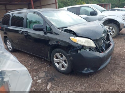 2012 TOYOTA SIENNA LE V6 8 PASSENGER