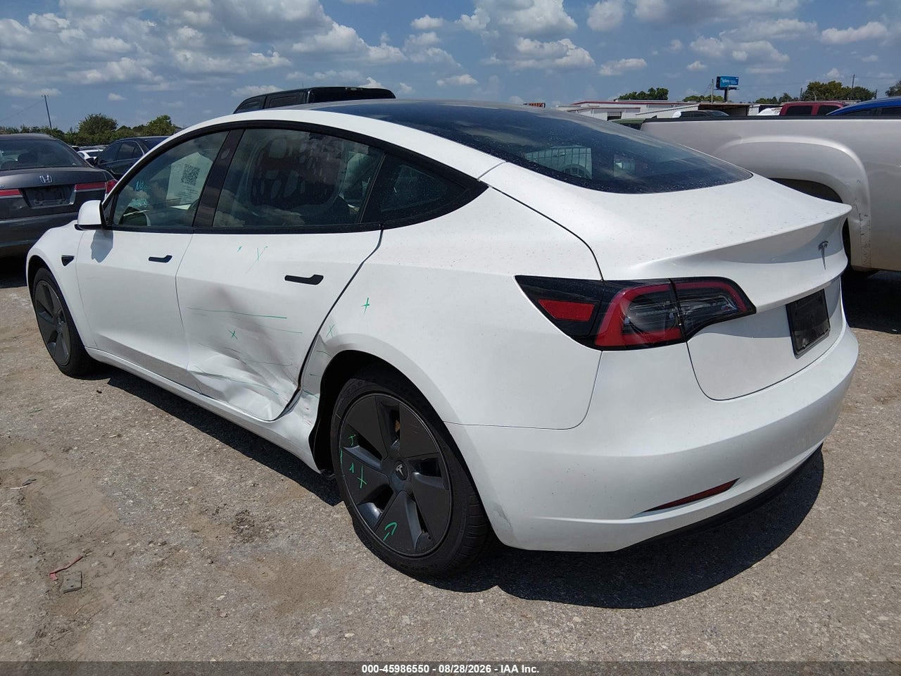 2023 TESLA MODEL 3 REAR-WHEEL DRIVE · 3/10