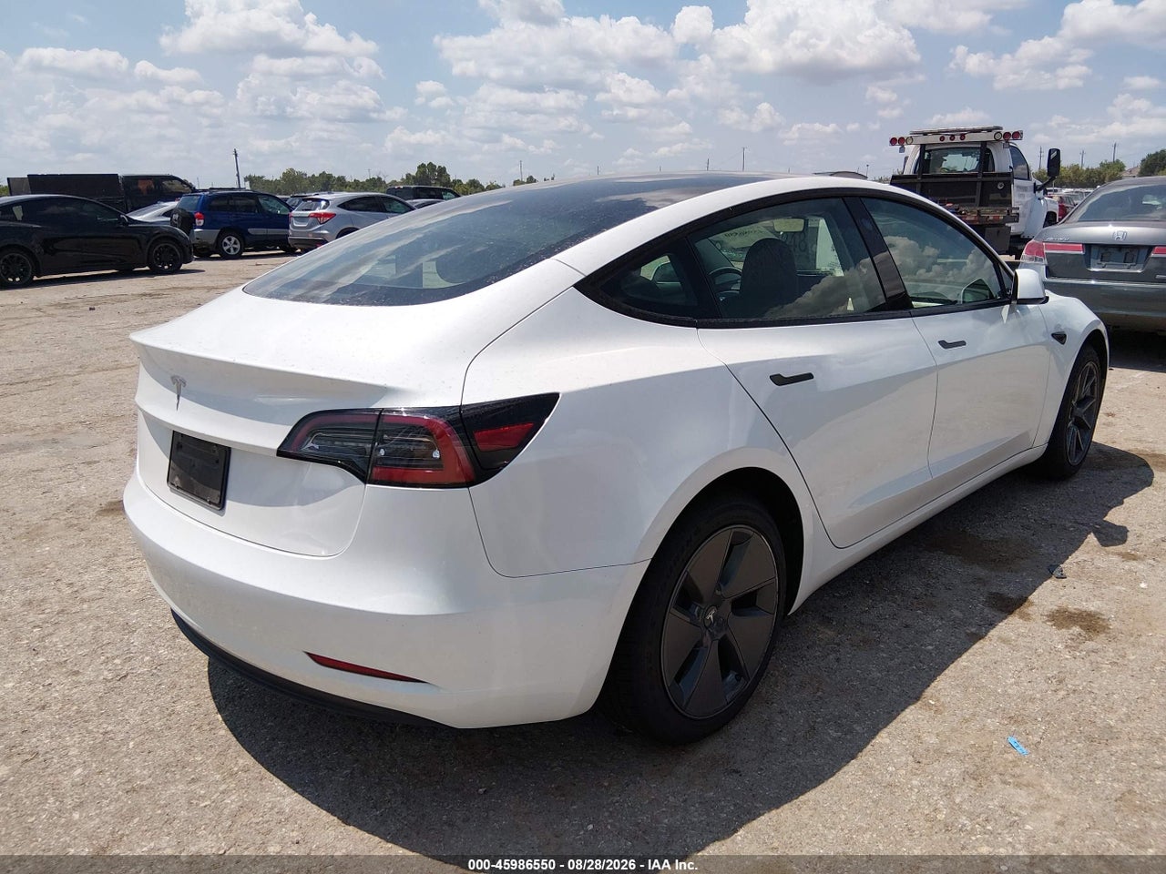 2023 TESLA MODEL 3 REAR-WHEEL DRIVE · 4/10
