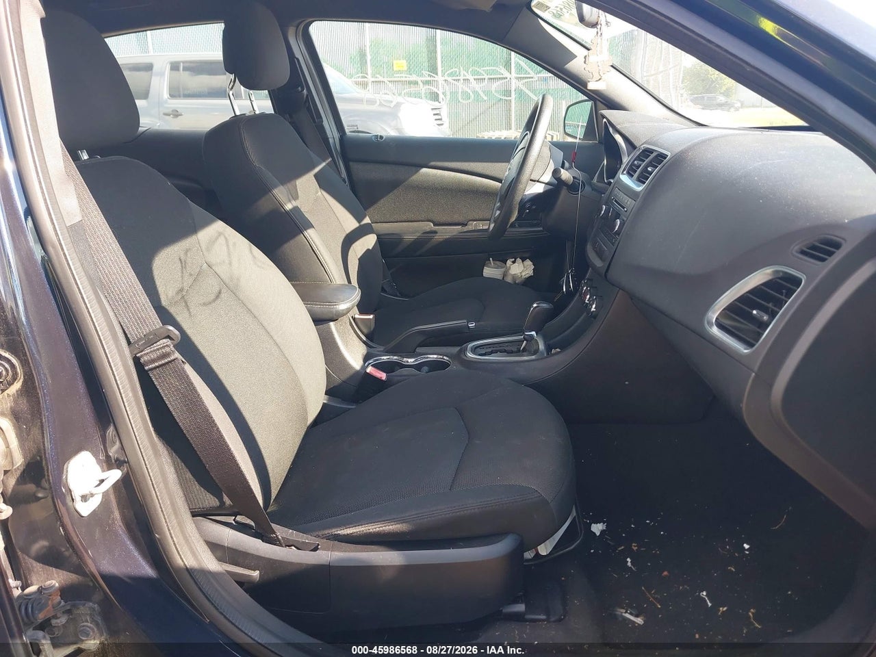 2012 DODGE AVENGER SE · 5/11