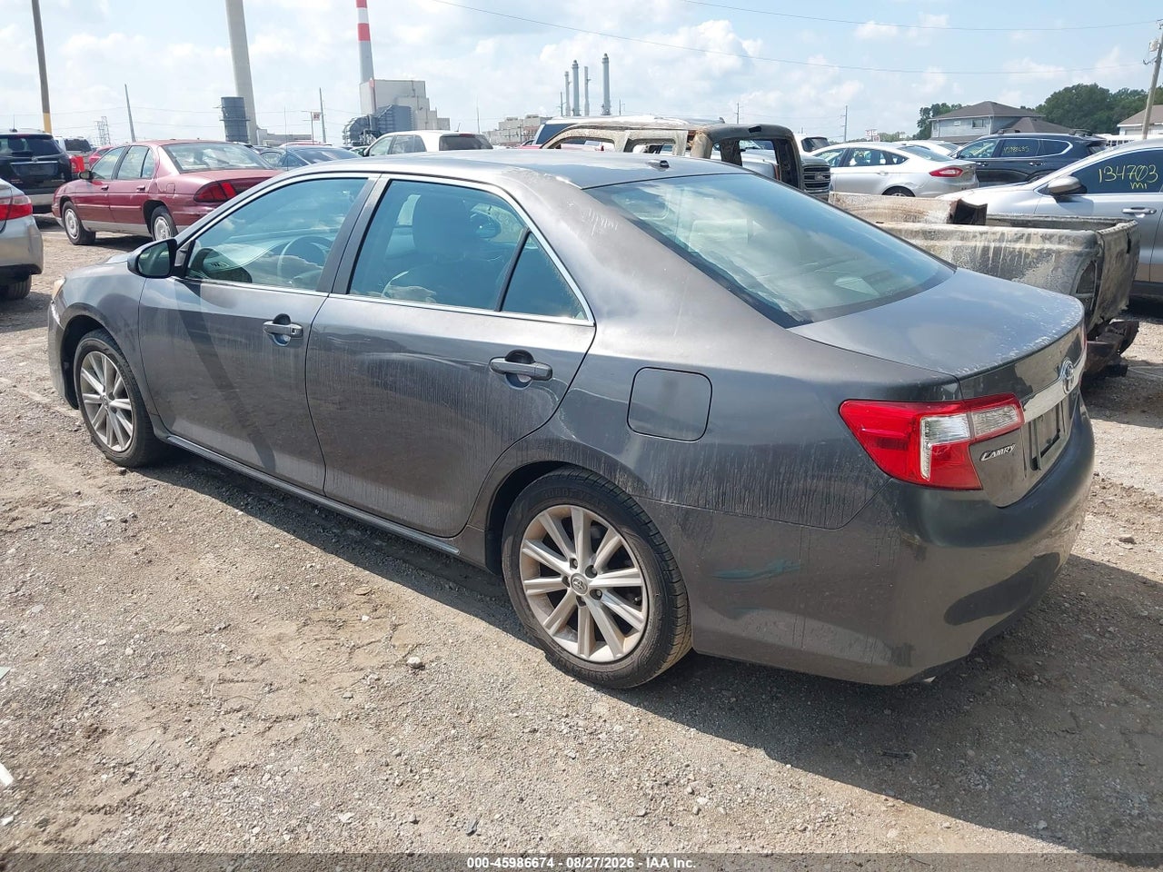 2014 TOYOTA CAMRY XLE V6 · 3/11