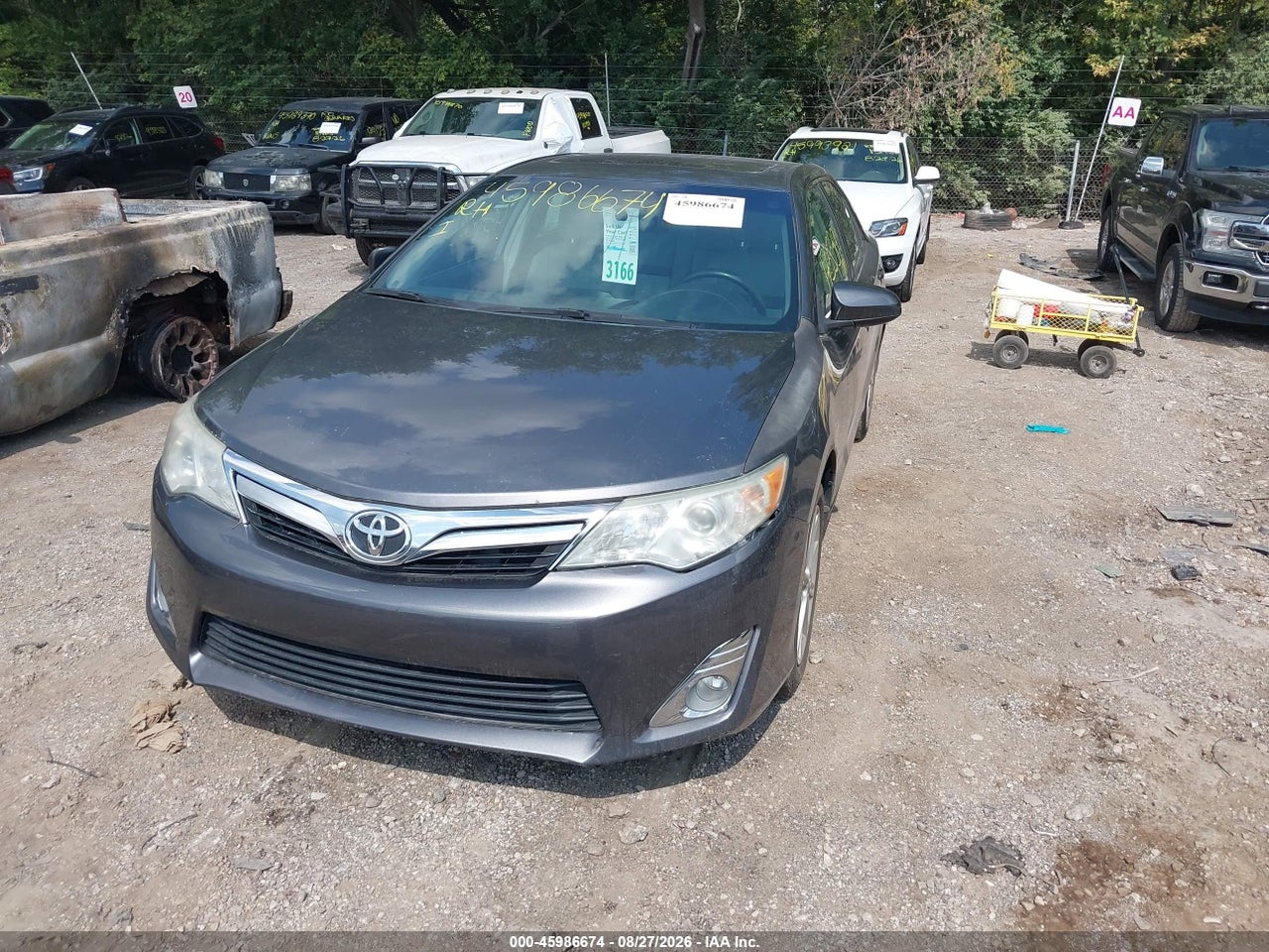 2014 TOYOTA CAMRY XLE V6 · 6/11