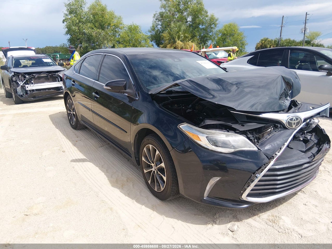 4T1BK1EB5JU****** · 2018 TOYOTA AVALON XLE