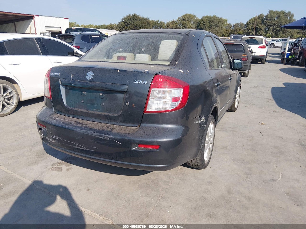 2011 SUZUKI SX4 LE/LE ANNIVERSARY EDITION · 4/11