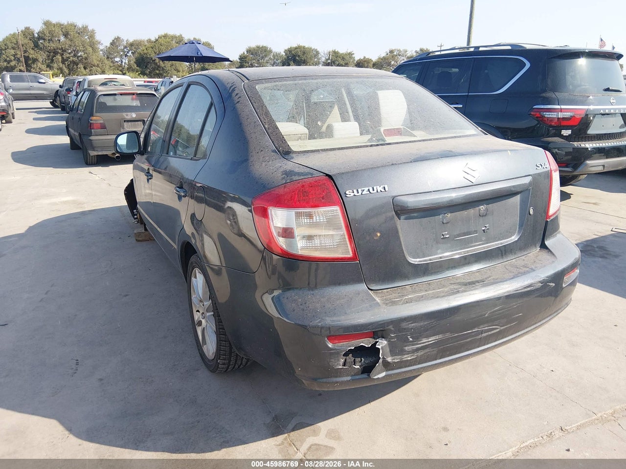 2011 SUZUKI SX4 LE/LE ANNIVERSARY EDITION · 3/11
