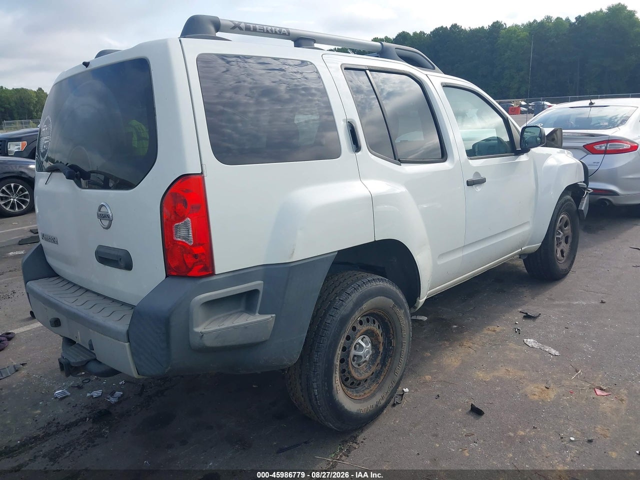 2015 NISSAN XTERRA PRO-4X/S/X · 4/11