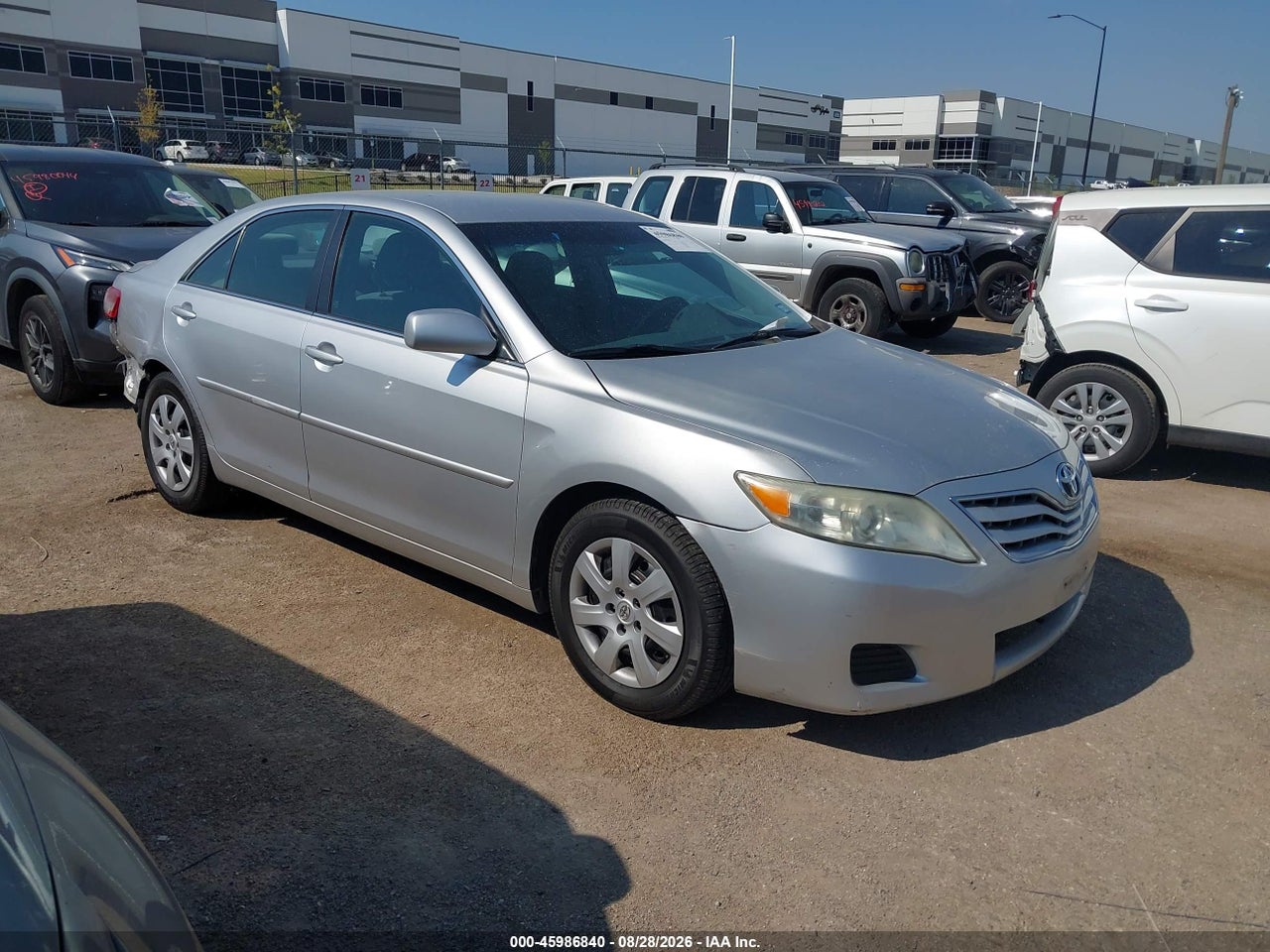 4T1BF3EK0BU****** · 2011 TOYOTA CAMRY LE