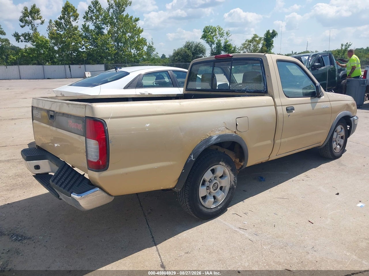 1998 NISSAN FRONTIER STANDARD/XE · 4/11