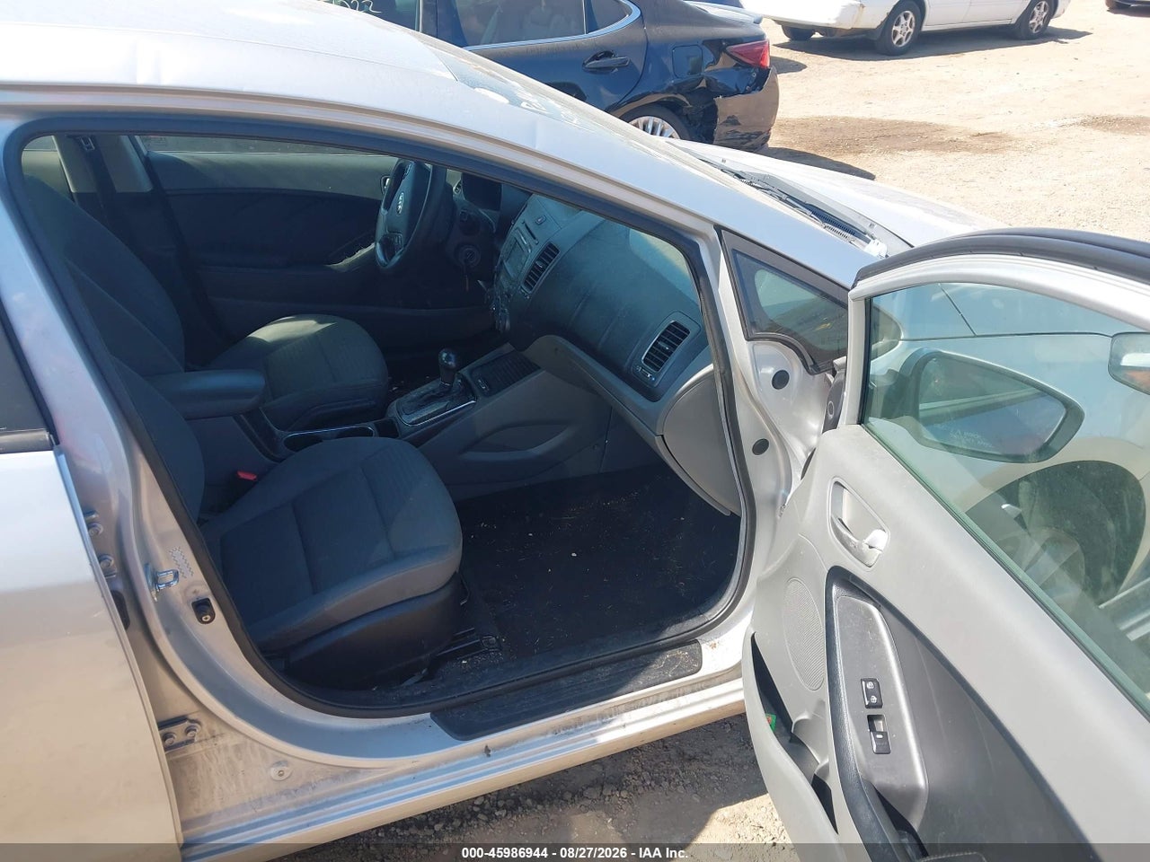 2017 KIA FORTE LX · 5/11
