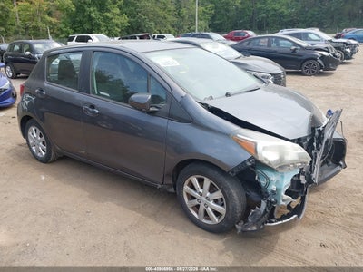 2015 TOYOTA YARIS LE