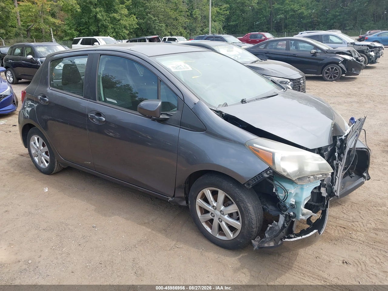 2015 TOYOTA YARIS LE