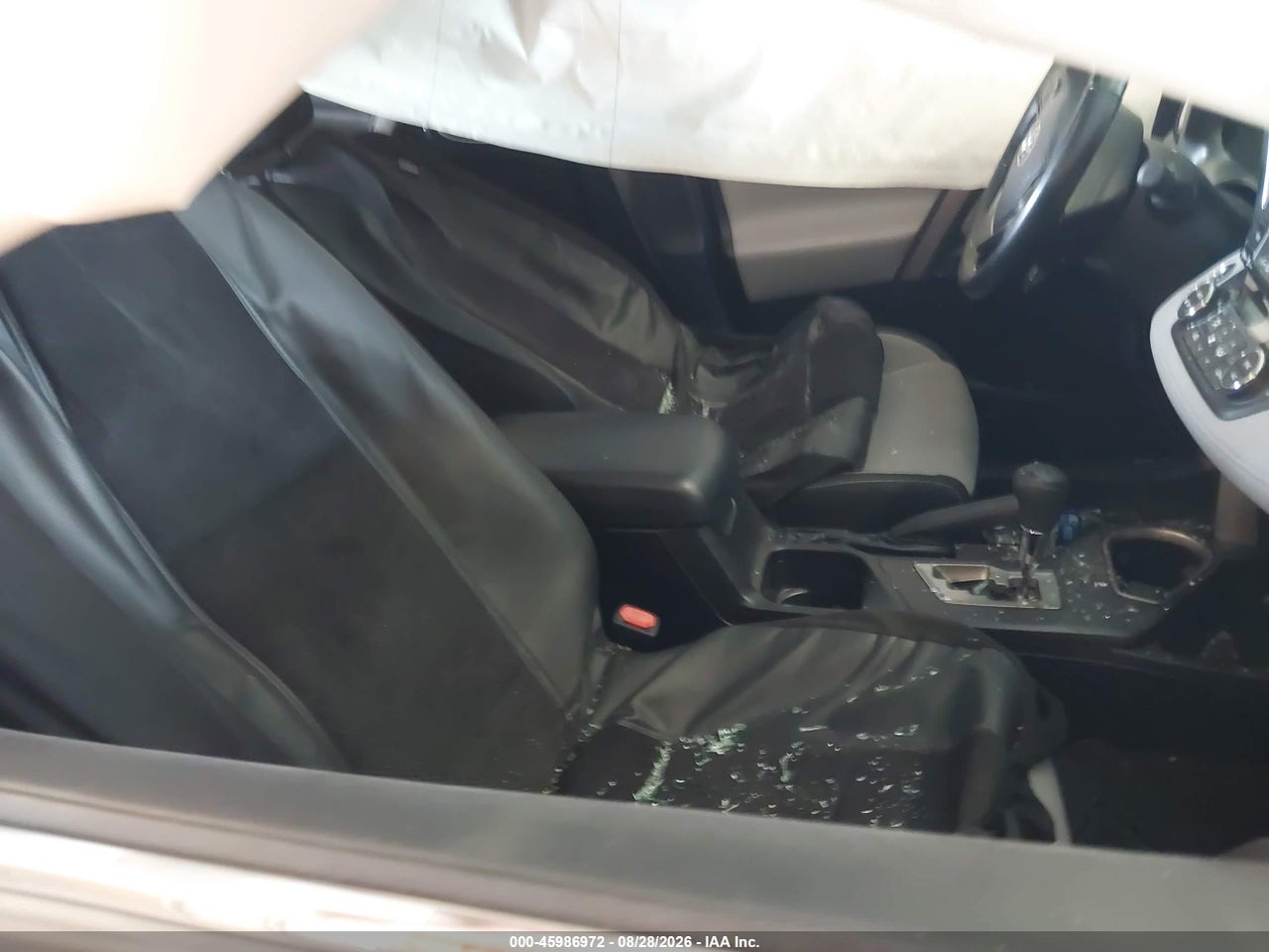 2018 TOYOTA RAV4 XLE · 5/10