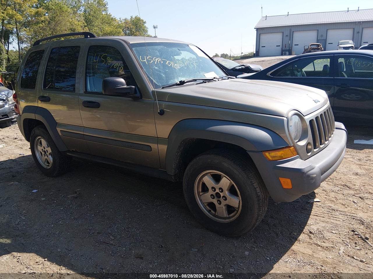 2005 JEEP LIBERTY SPORT