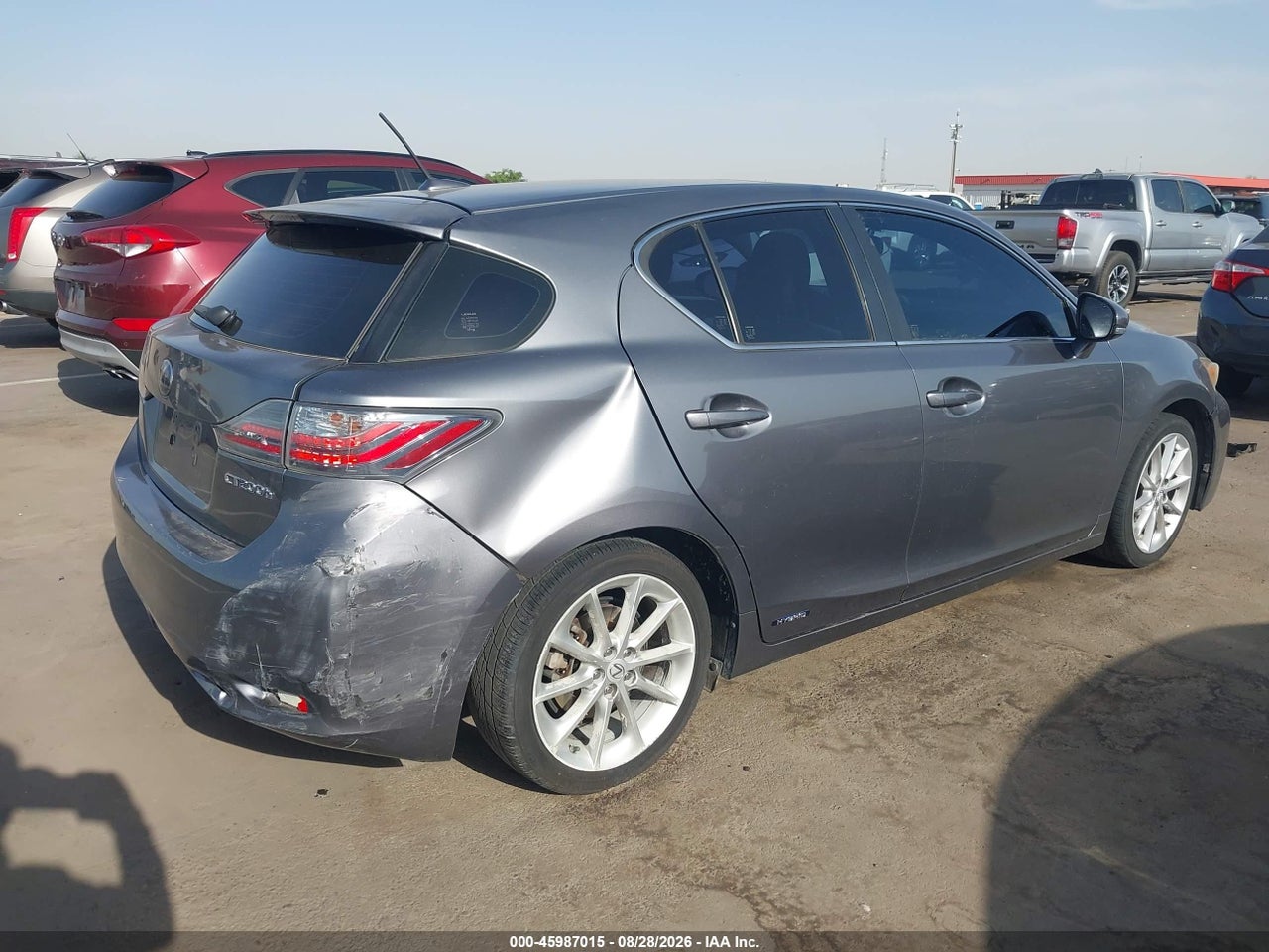 2013 LEXUS CT 200H   · 6/11