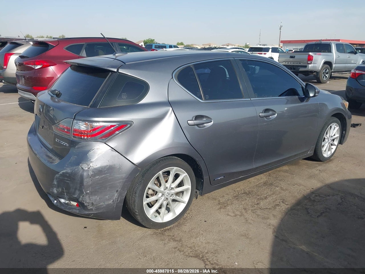 2013 LEXUS CT 200H   · 4/11