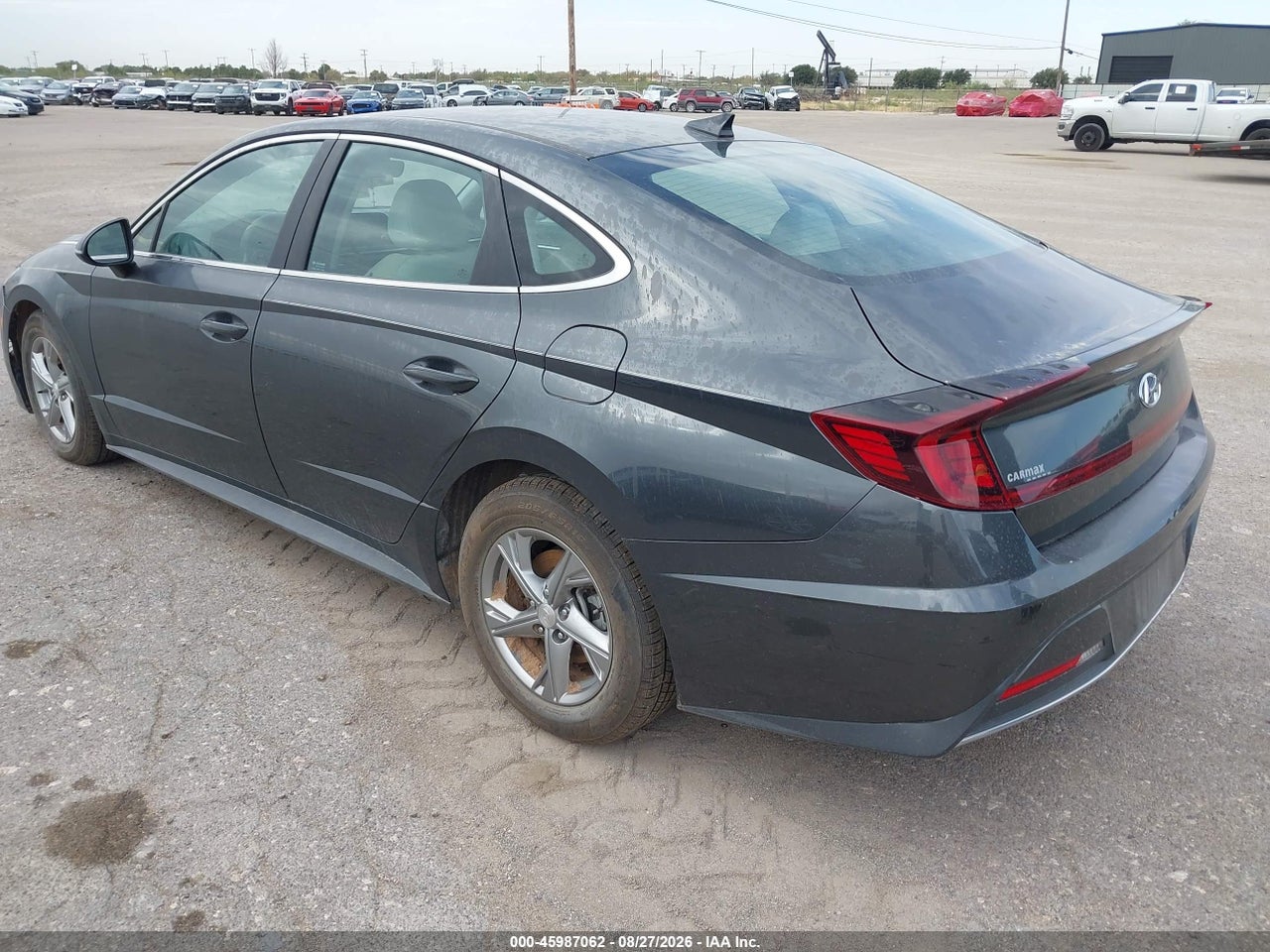 2022 HYUNDAI SONATA SE · 3/11