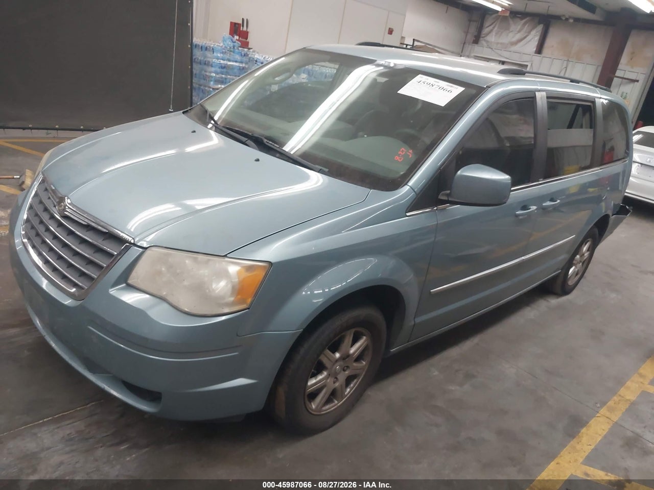2010 CHRYSLER TOWN &amp; COUNTRY TOURING · 2/11