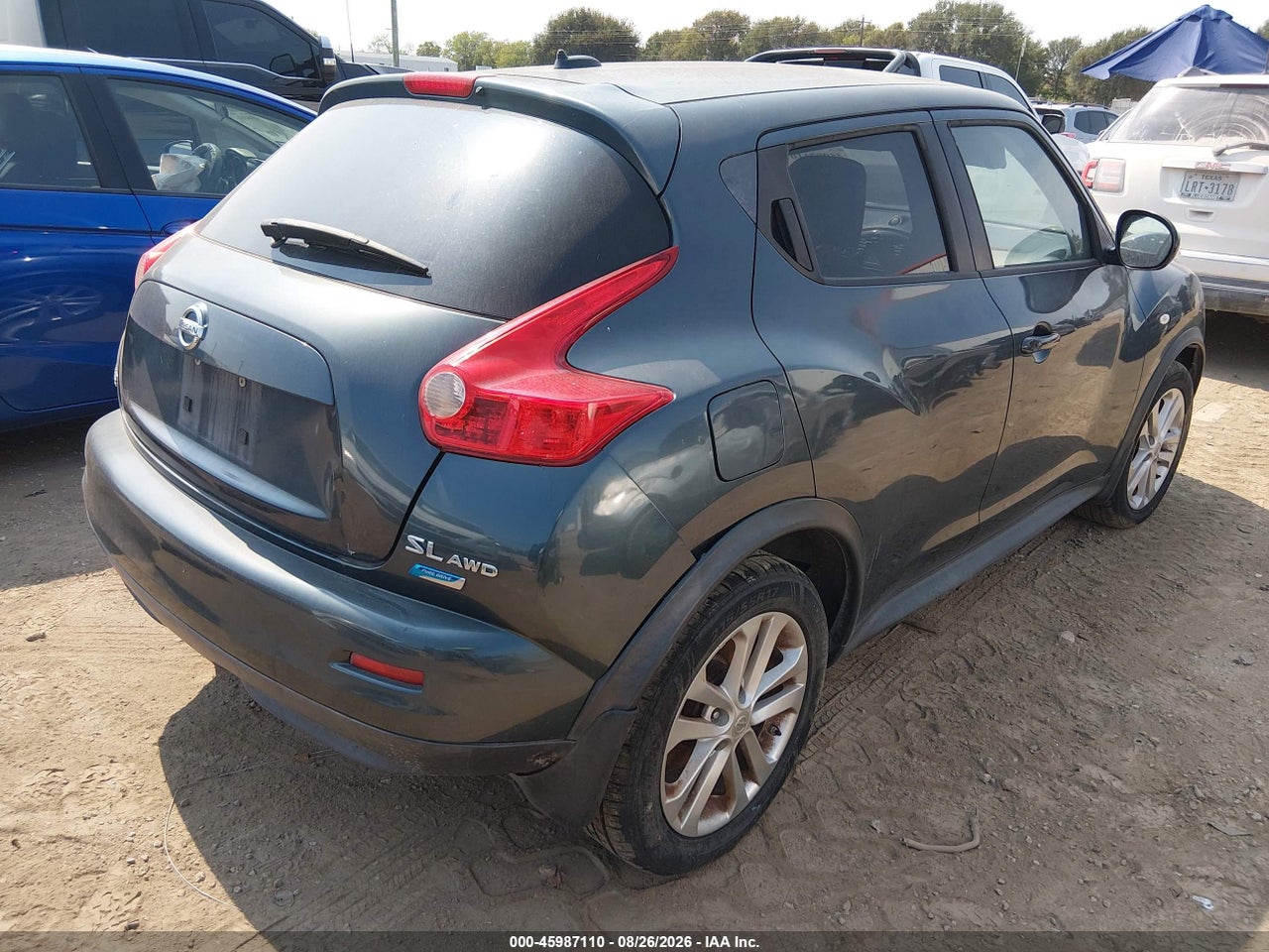 2013 NISSAN JUKE SL · 4/11