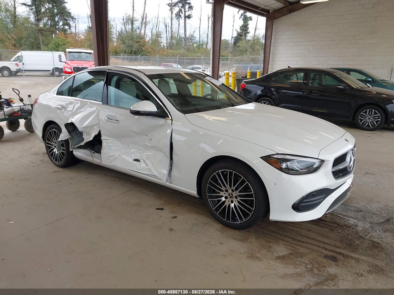 W1KAF4GBXSR****** · 2025 MERCEDES-BENZ C 300