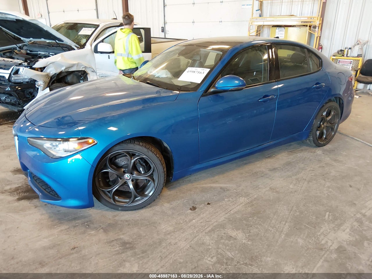 2018 ALFA ROMEO GIULIA TI SPORT AWD · 2/11