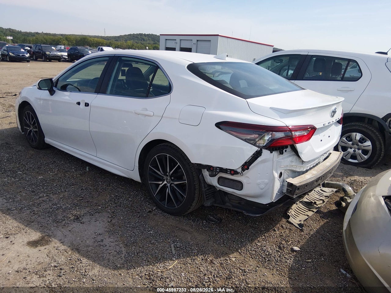 2024 TOYOTA CAMRY SE · 3/11