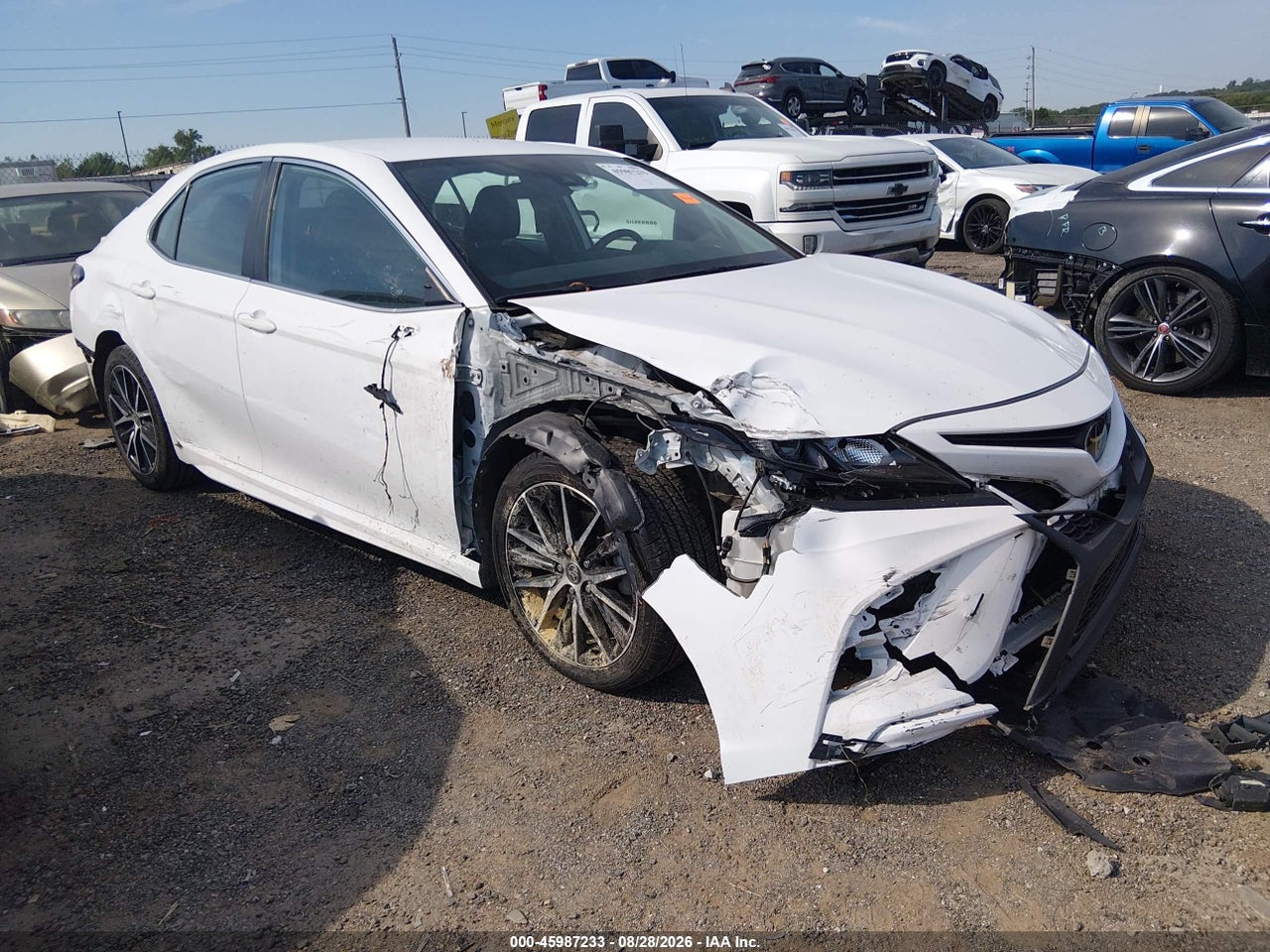 4T1G11AK3RU****** · 2024 TOYOTA CAMRY SE