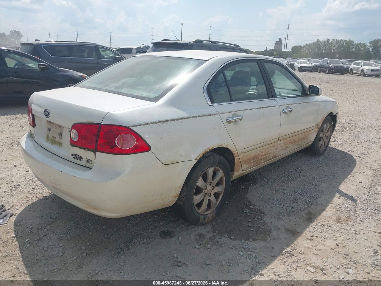 2008 KIA OPTIMA EX · 4/11