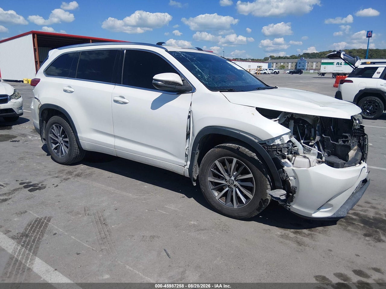 2018 TOYOTA HIGHLANDER XLE