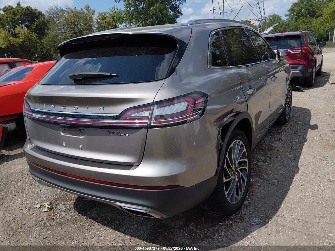 2020 LINCOLN NAUTILUS RESERVE · 4/11