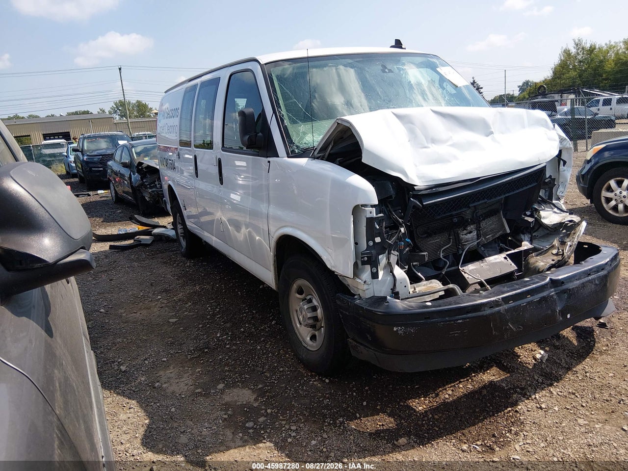 1GCWGAFG1L1****** · 2020 CHEVROLET EXPRESS CARGO RWD 2500 REGULAR WHEELBASE WT