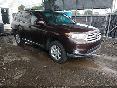 2011 TOYOTA HIGHLANDER SE V6