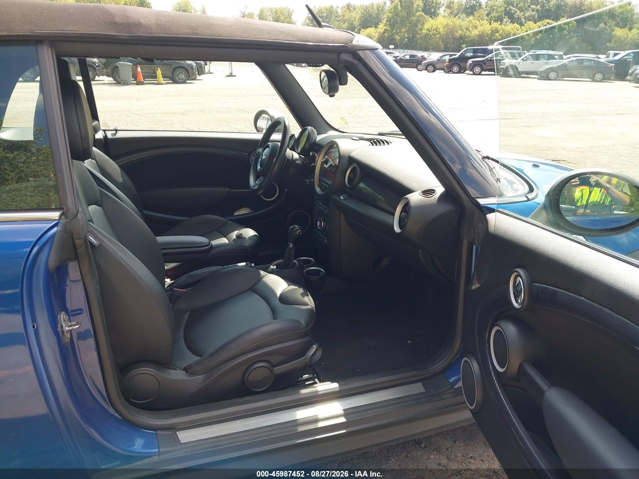 2015 MINI CONVERTIBLE COOPER S · 5/11