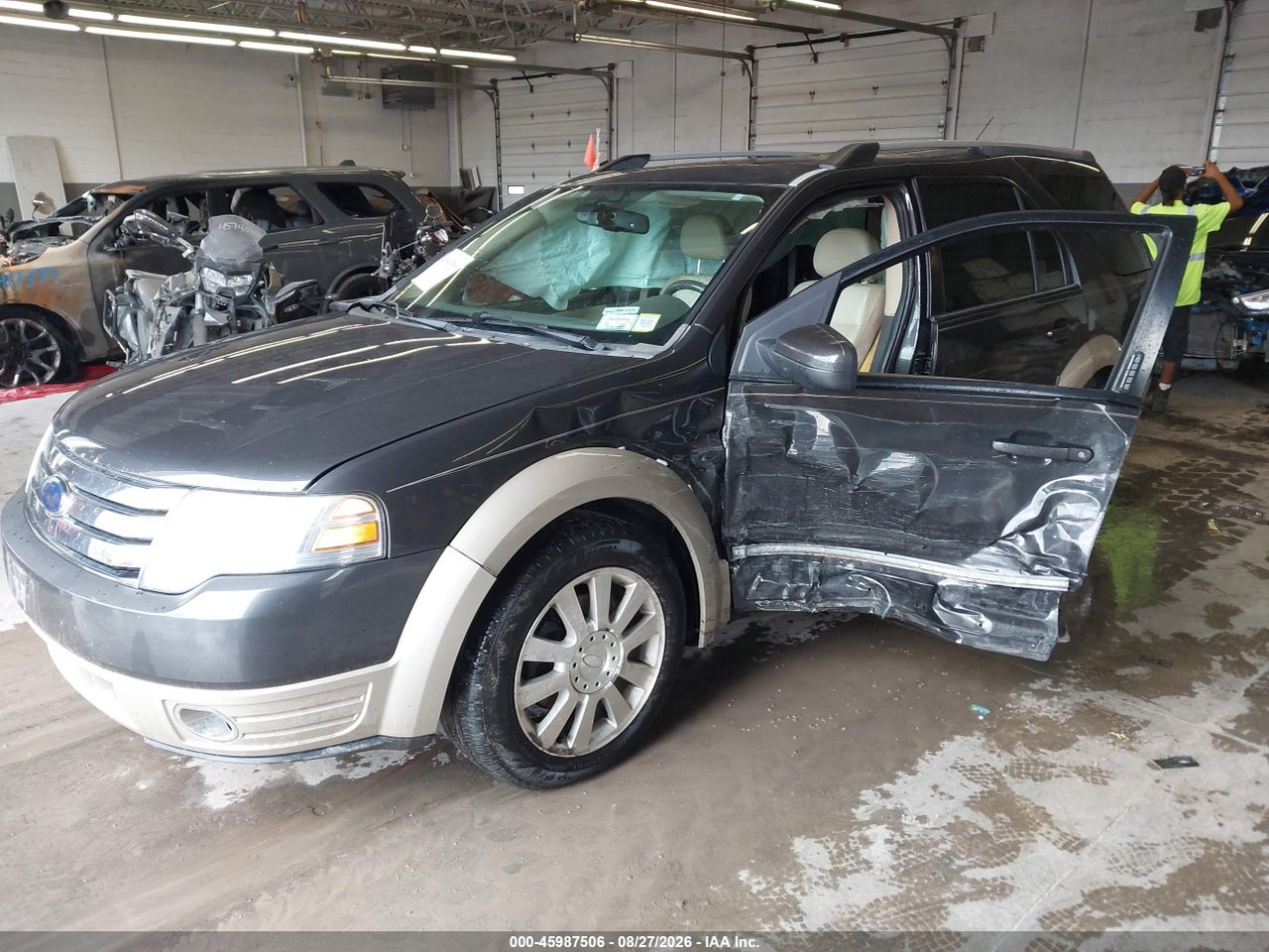 2008 FORD TAURUS X EDDIE BAUER · 2/11