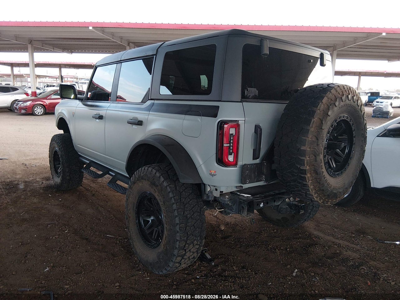 2023 FORD BRONCO BADLANDS · 3/11