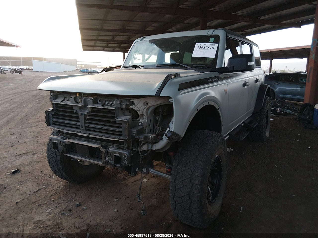 2023 FORD BRONCO BADLANDS · 2/11