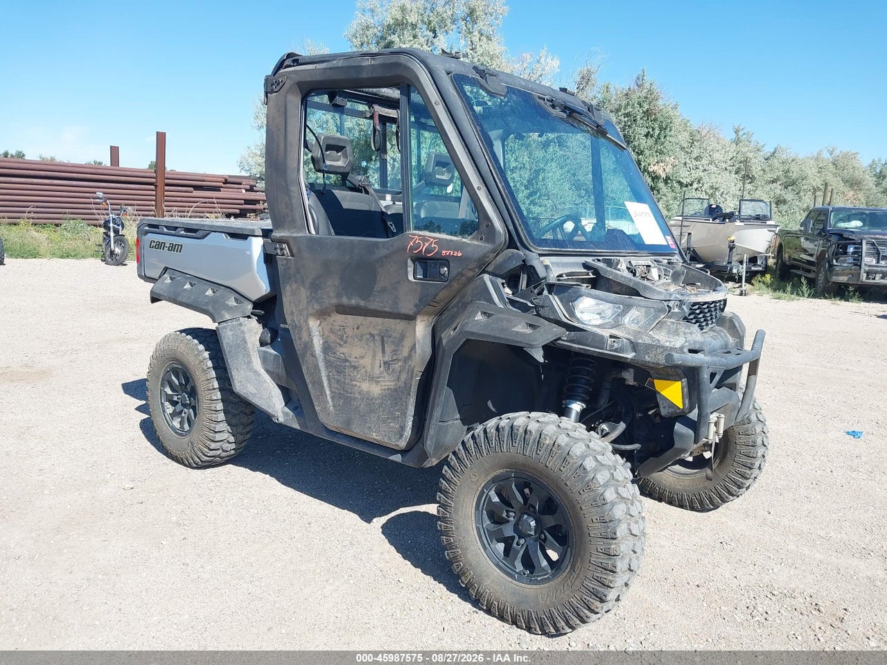 3JBUFAN45KK****** 2019 CAN-AM DEFENDER XT CAB HD8