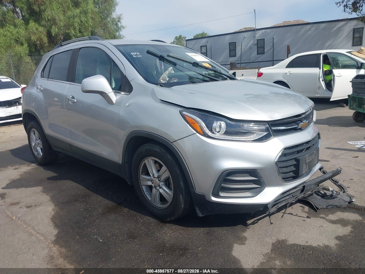 KL7CJLSB7LB****** · 2020 CHEVROLET TRAX FWD LT