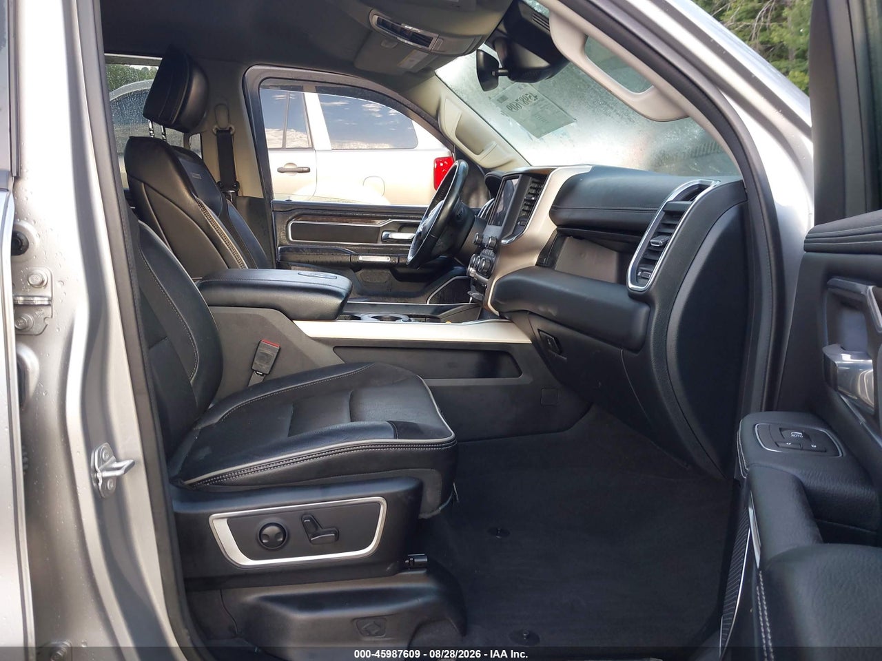 2022 RAM 1500 LARAMIE  4X4 6'4 BOX · 5/11