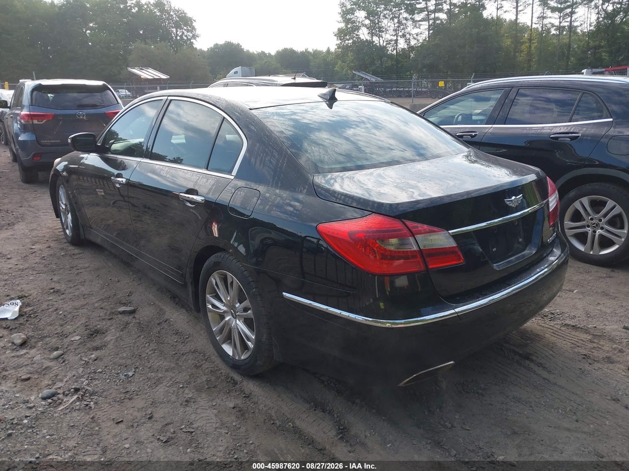2013 HYUNDAI GENESIS 3.8 · 3/11