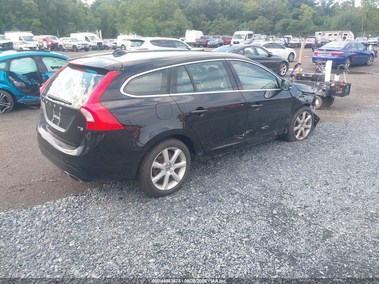 2016 VOLVO V60 T5 DRIVE-E PREMIER · 4/11