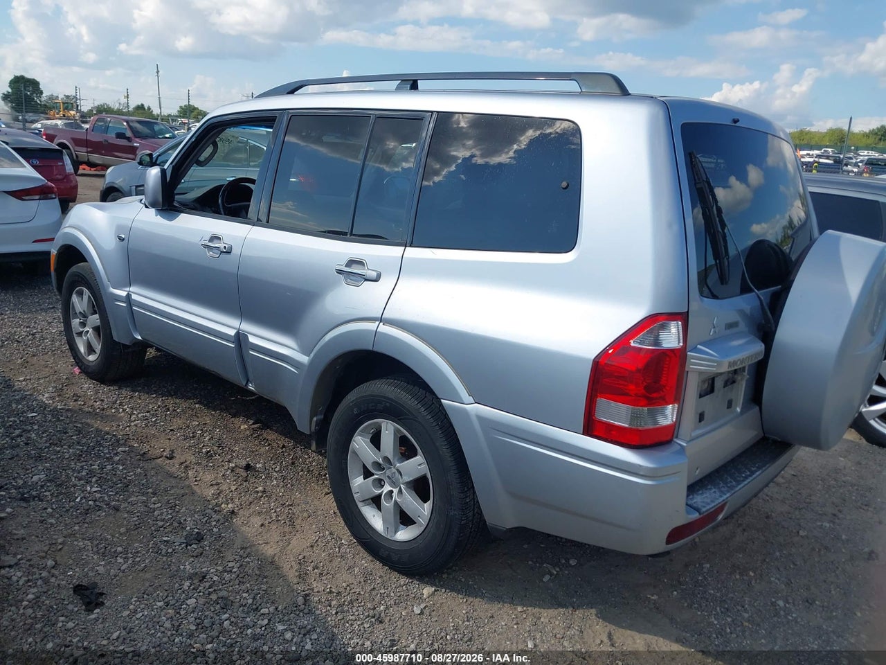 2005 MITSUBISHI MONTERO LIMITED · 3/11