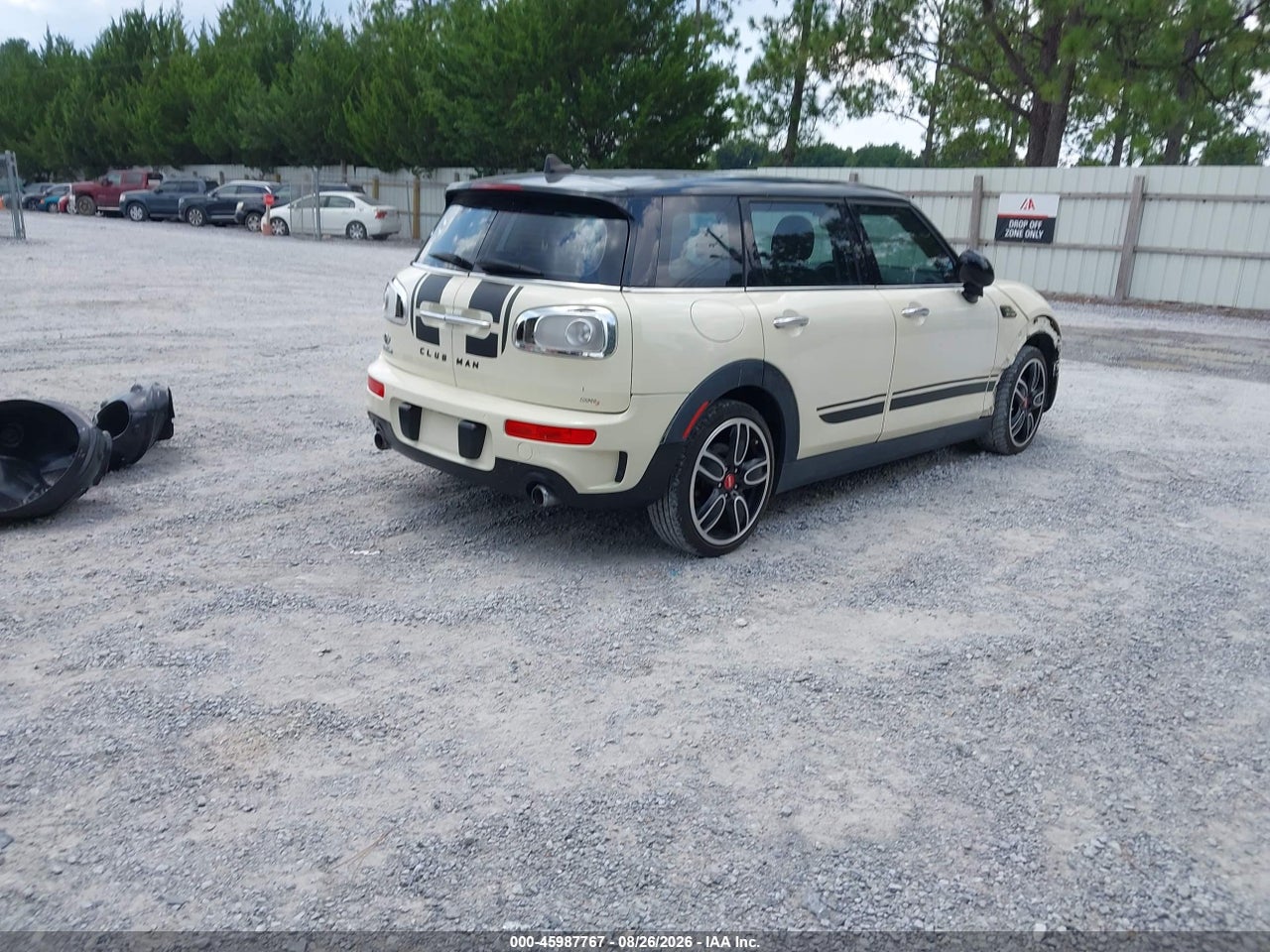 2017 MINI CLUBMAN COOPER S · 4/11