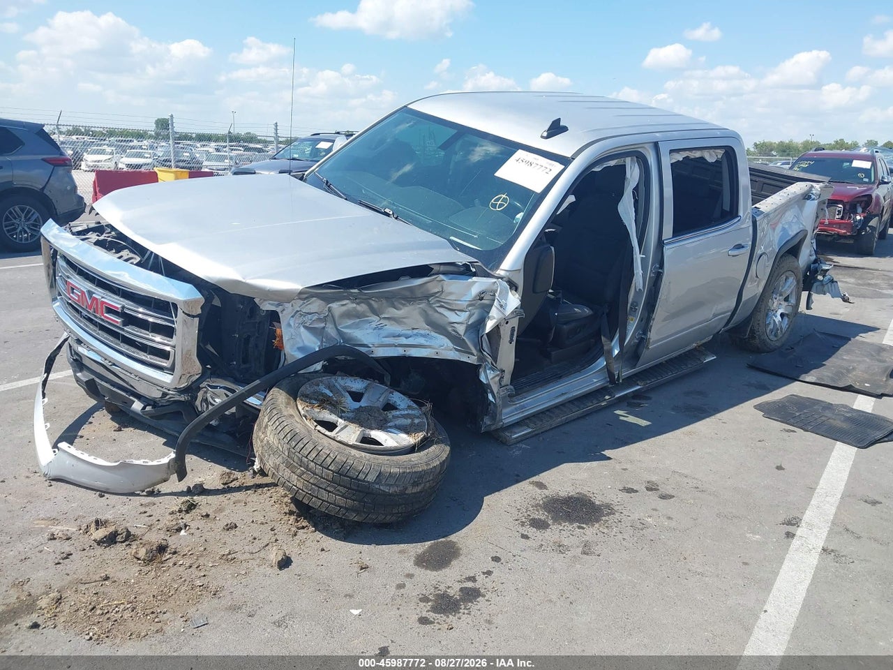 2015 GMC SIERRA 1500 SLE · 2/10