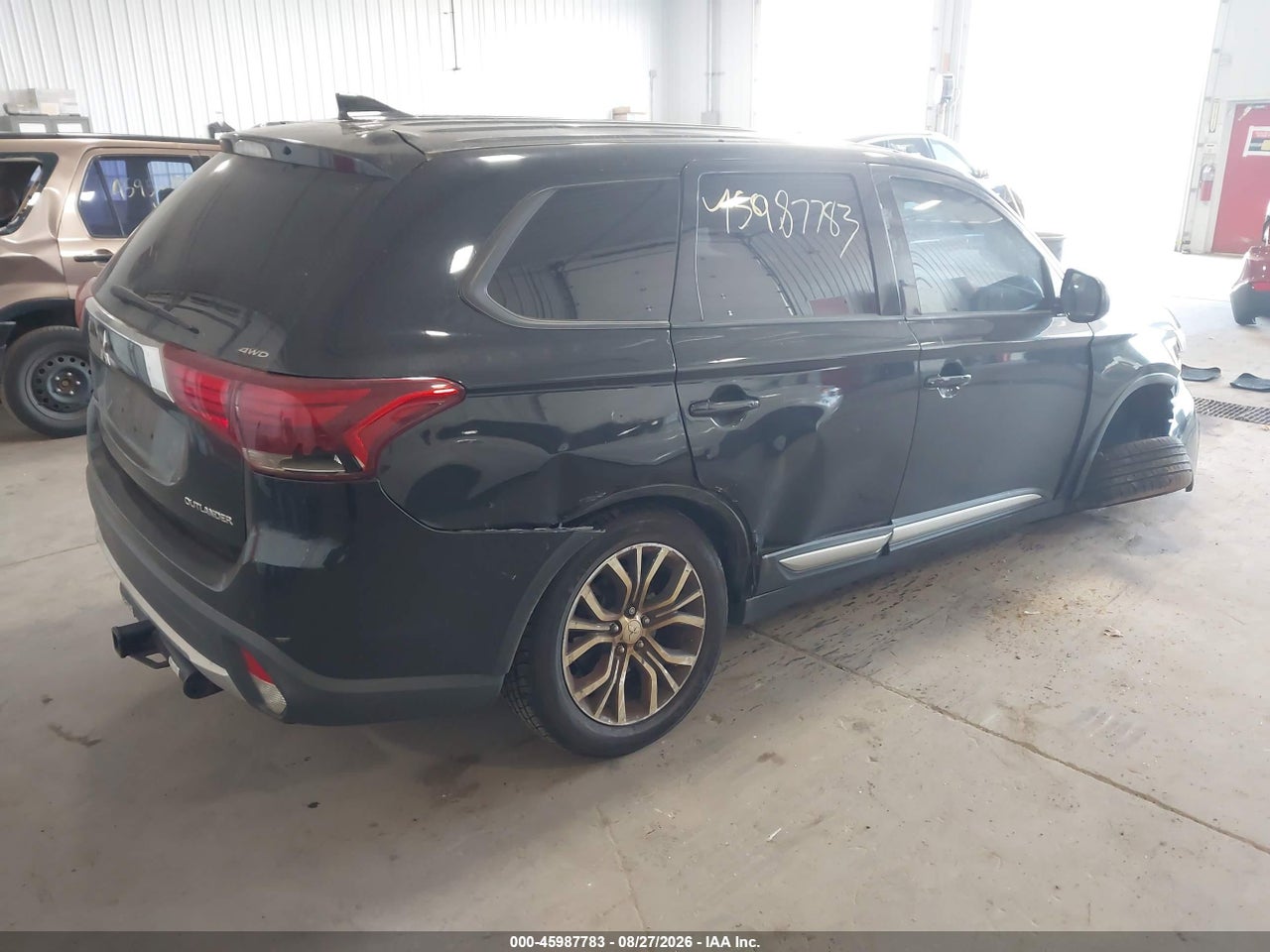 2017 MITSUBISHI OUTLANDER ES · 4/11