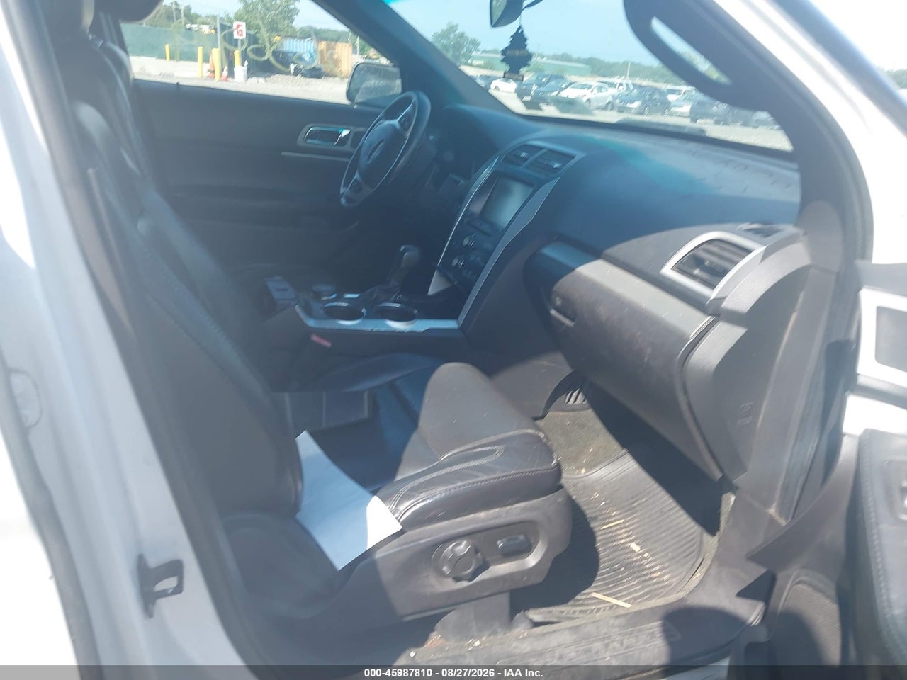 2014 FORD EXPLORER XLT · 5/10