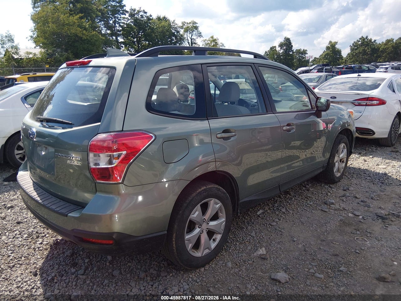 2016 SUBARU FORESTER 2.5I · 4/11